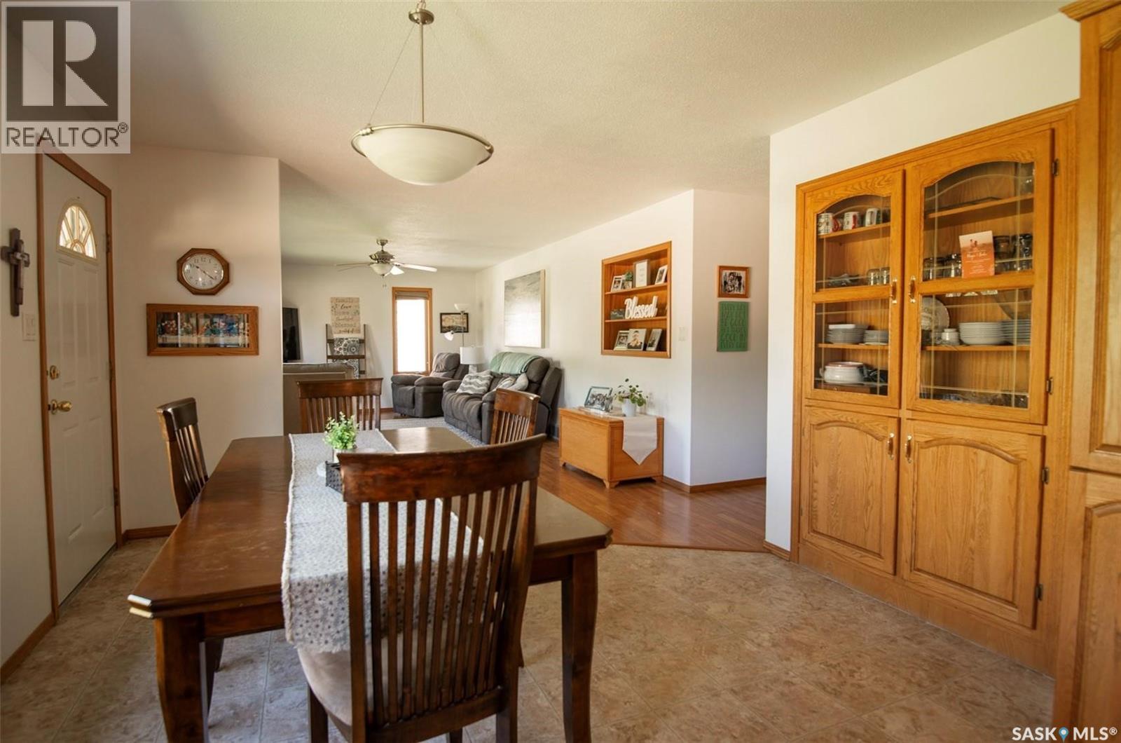 447 1st Street E, Annaheim, Saskatchewan  S0K 0G0 - Photo 9 - SK046651