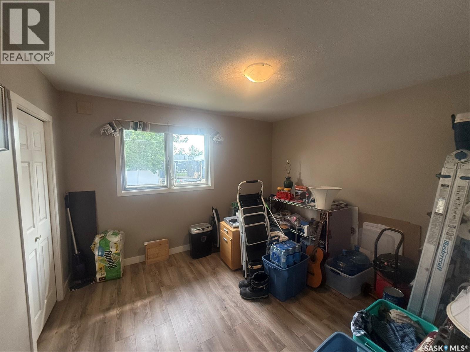 411 5th Avenue W, Assiniboia, Saskatchewan  S0H 0B0 - Photo 11 - SK046638