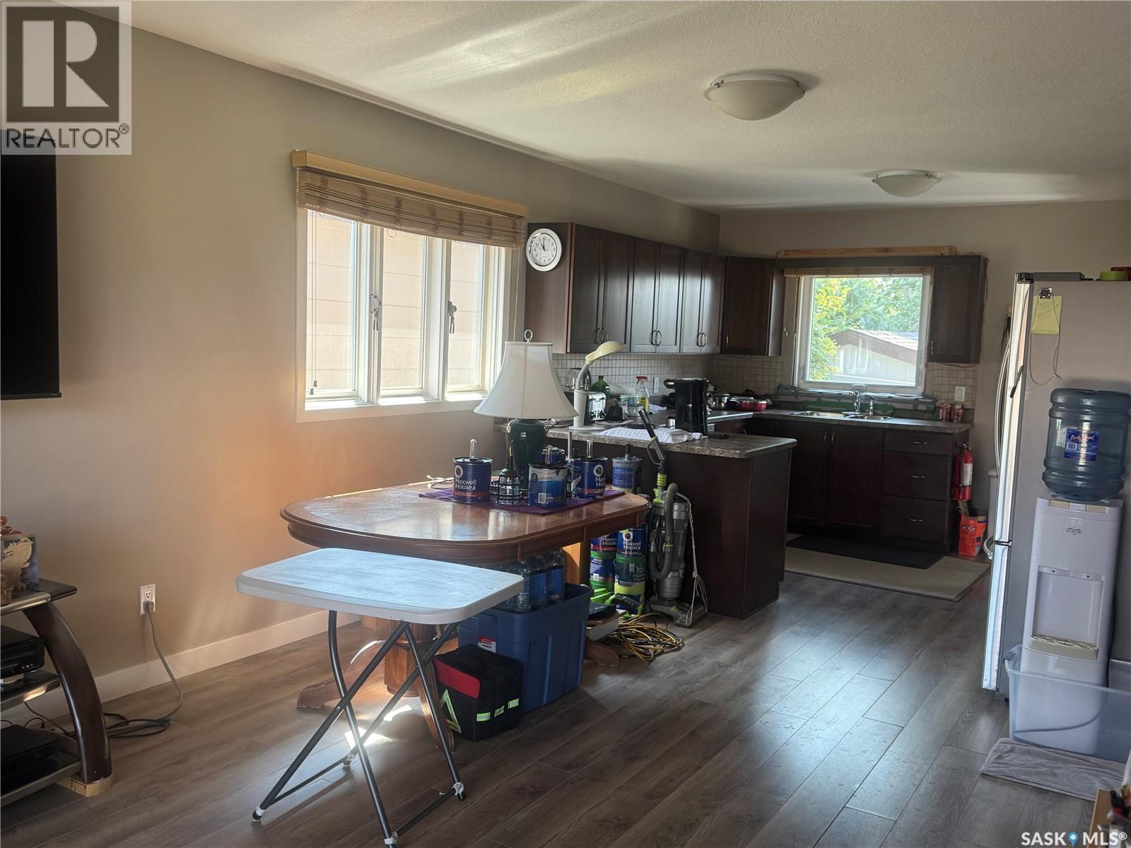 411 5th Avenue W, Assiniboia, Saskatchewan  S0H 0B0 - Photo 3 - SK046638