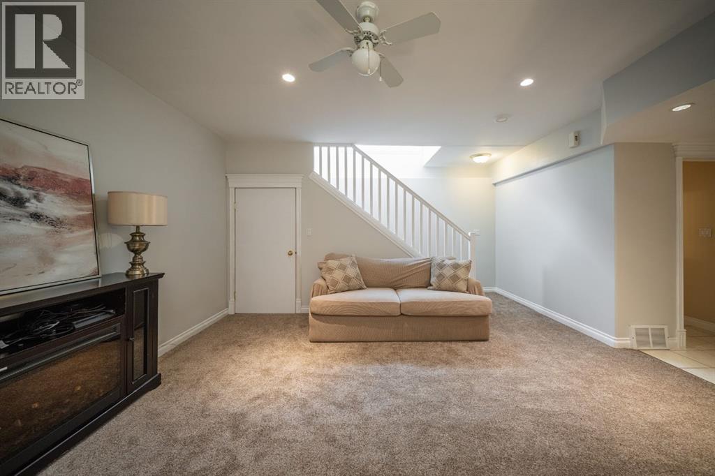 117 Burton Place, Fort Mcmurray, Alberta  T9K 1V4 - Photo 39 - A2338483