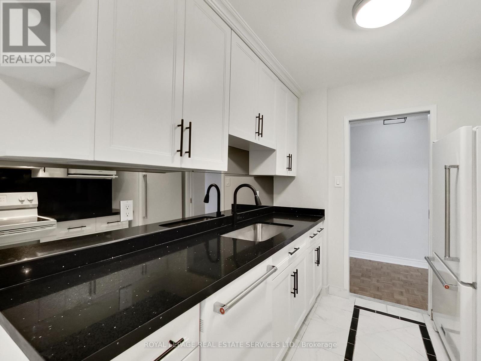 702 - 511 The West Mall Road, Toronto, Ontario  M9C 1G5 - Photo 8 - W13714722