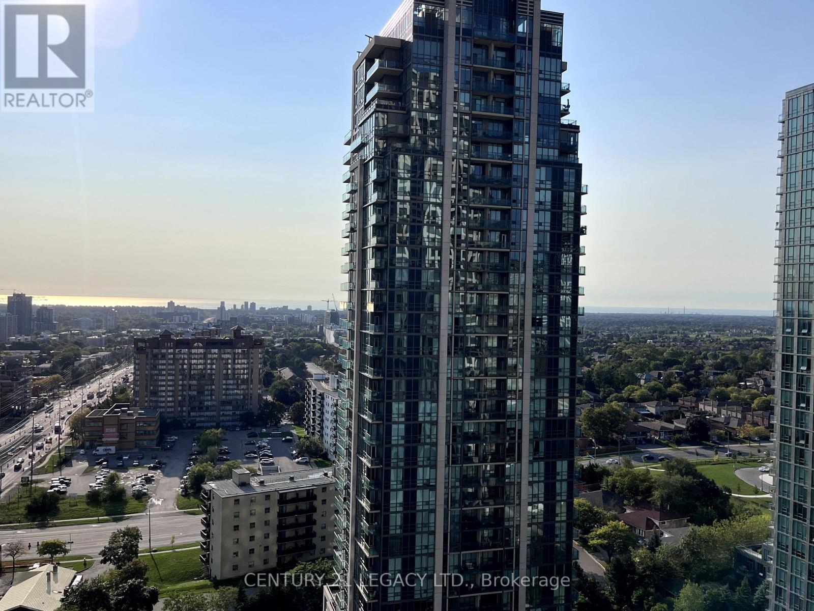 1905 - 30 Elm Drive, Mississauga, Ontario  L5B 0N6 - Photo 15 - W13714726