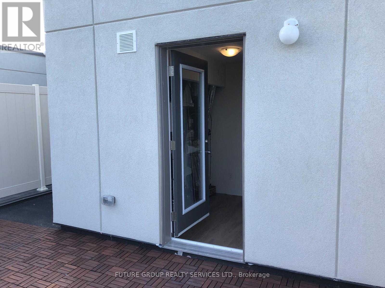 15 - 650 Atwater Avenue, Mississauga, Ontario  L5G 4K7 - Photo 4 - W13714742