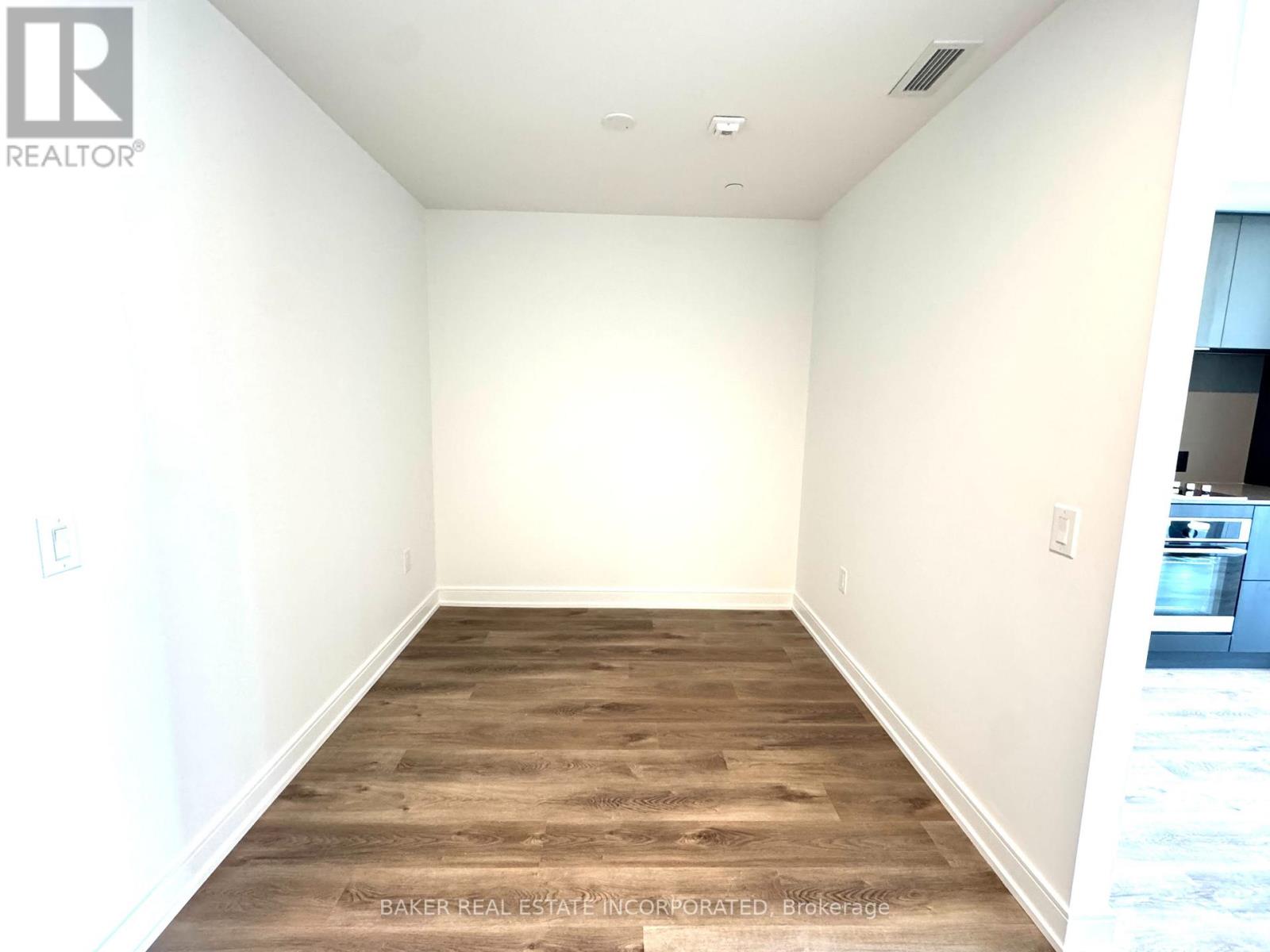 518 - 3009 Novar Road, Mississauga, Ontario  L5B 1H7 - Photo 4 - W13714782