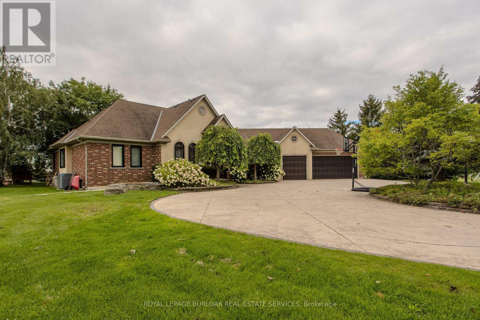 5200 2 Side Road, Burlington, Ontario  L9E 0R2 - Photo 44 - W13714824