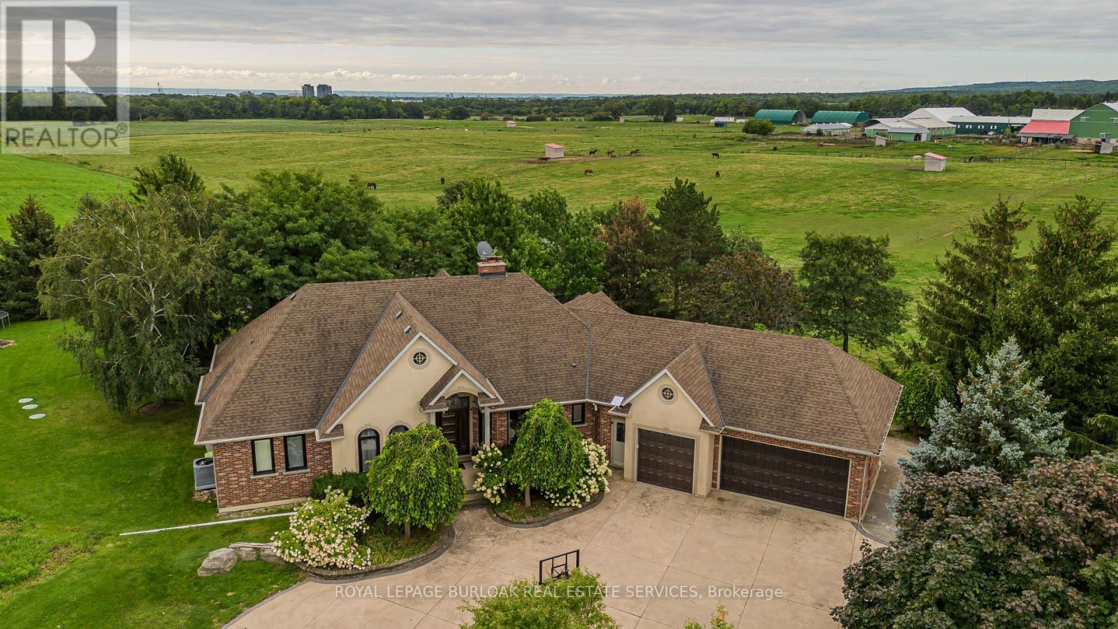5200 2 Side Road, Burlington, Ontario  L9E 0R2 - Photo 45 - W13714824