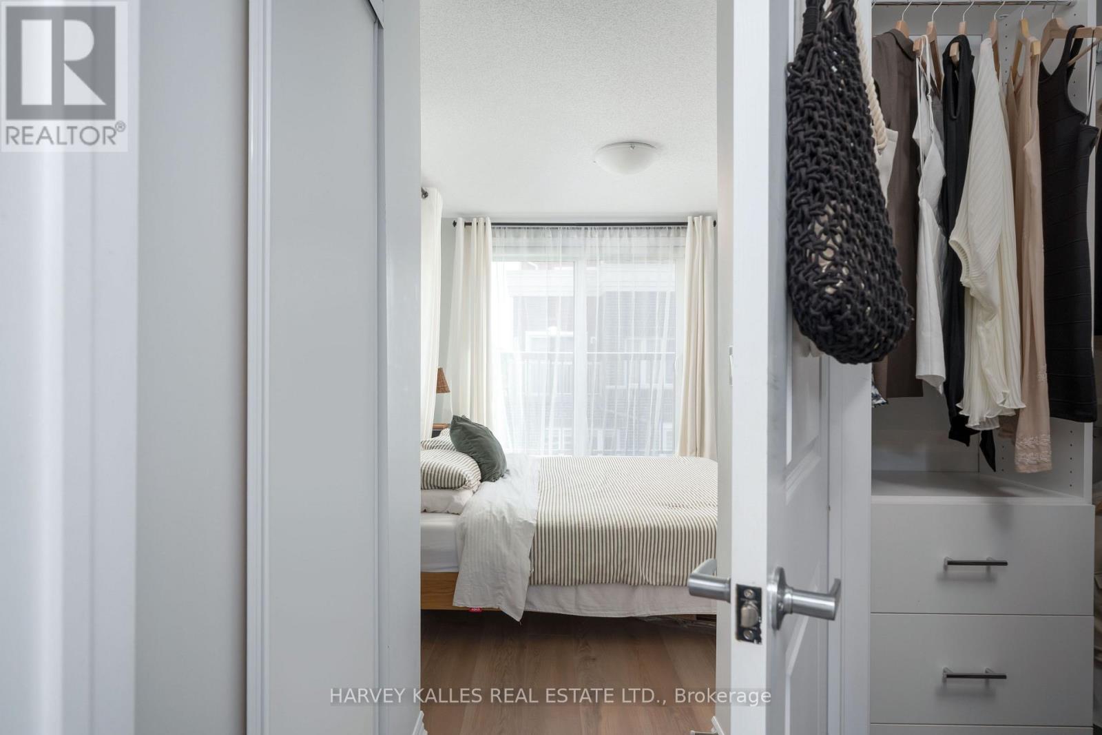 35 - 85 Eastwood Park Gardens, Toronto, Ontario  M8W 0B9 - Photo 34 - W13714834