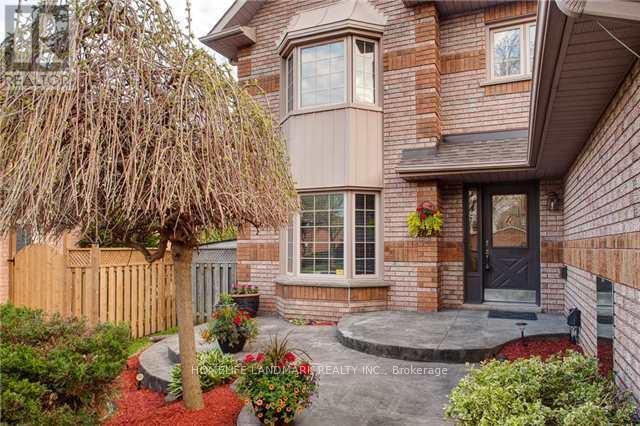 1160 Thoresby Drive, Oakville, Ontario  L6J 7M8 - Photo 3 - W13714844