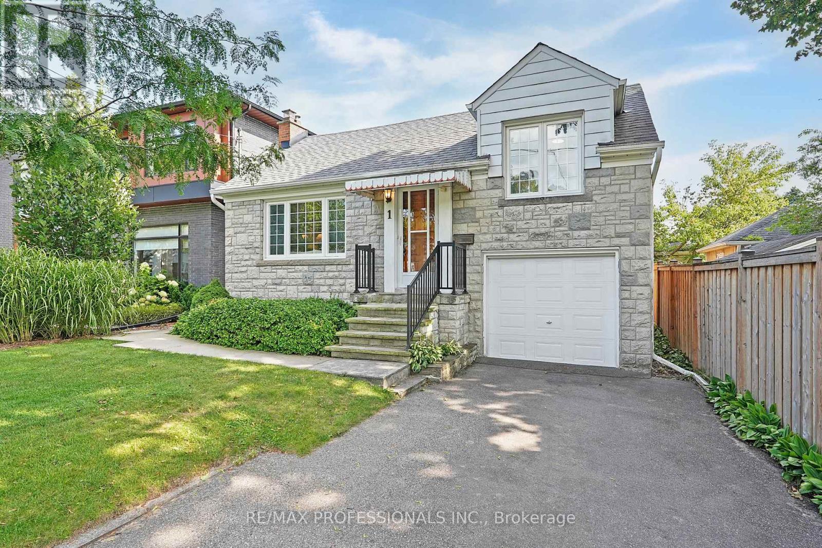 1 BERNICE AVENUE, Toronto, Ontario
