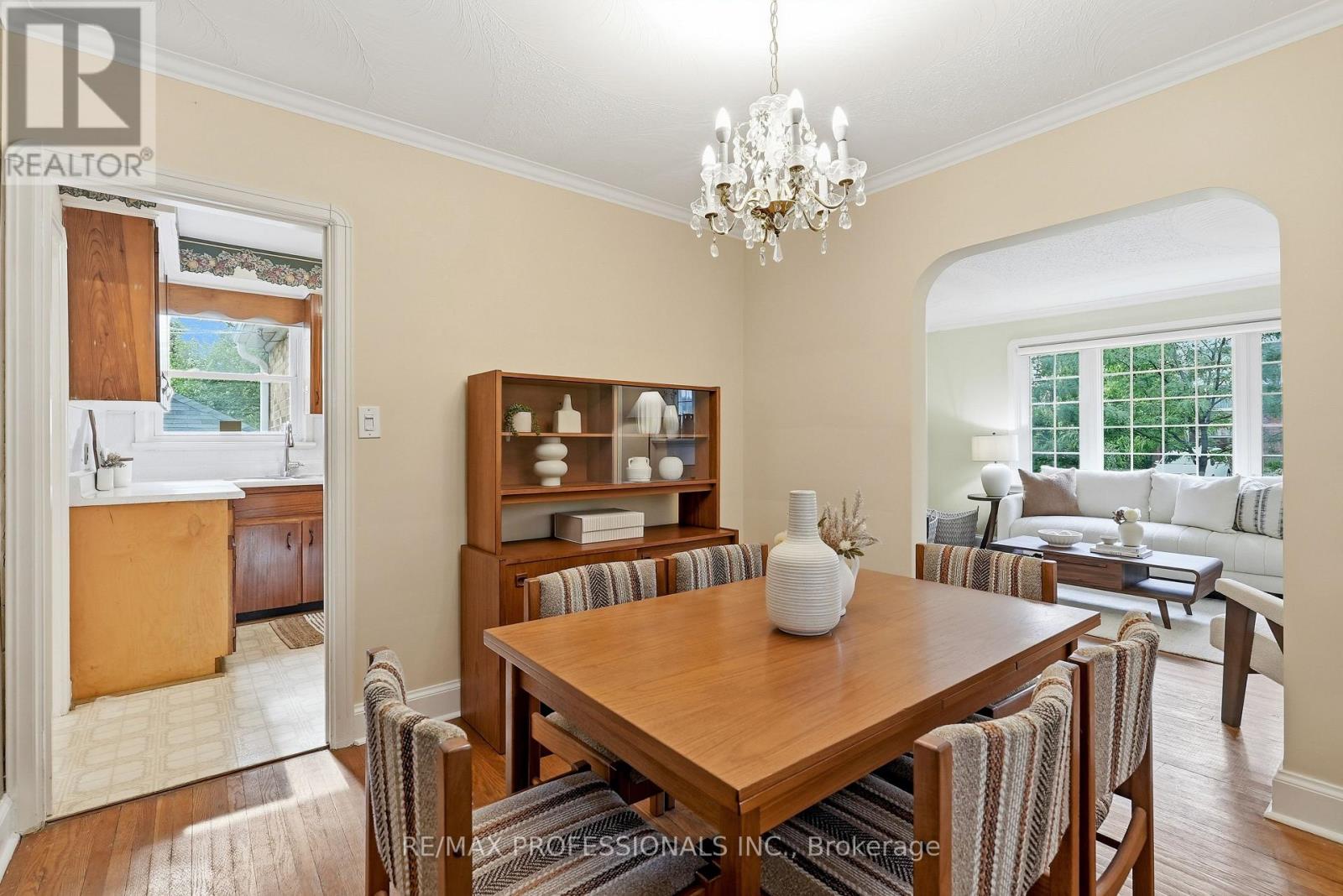 1 Bernice Avenue, Toronto, Ontario  M8Y 1Z5 - Photo 15 - W13714848
