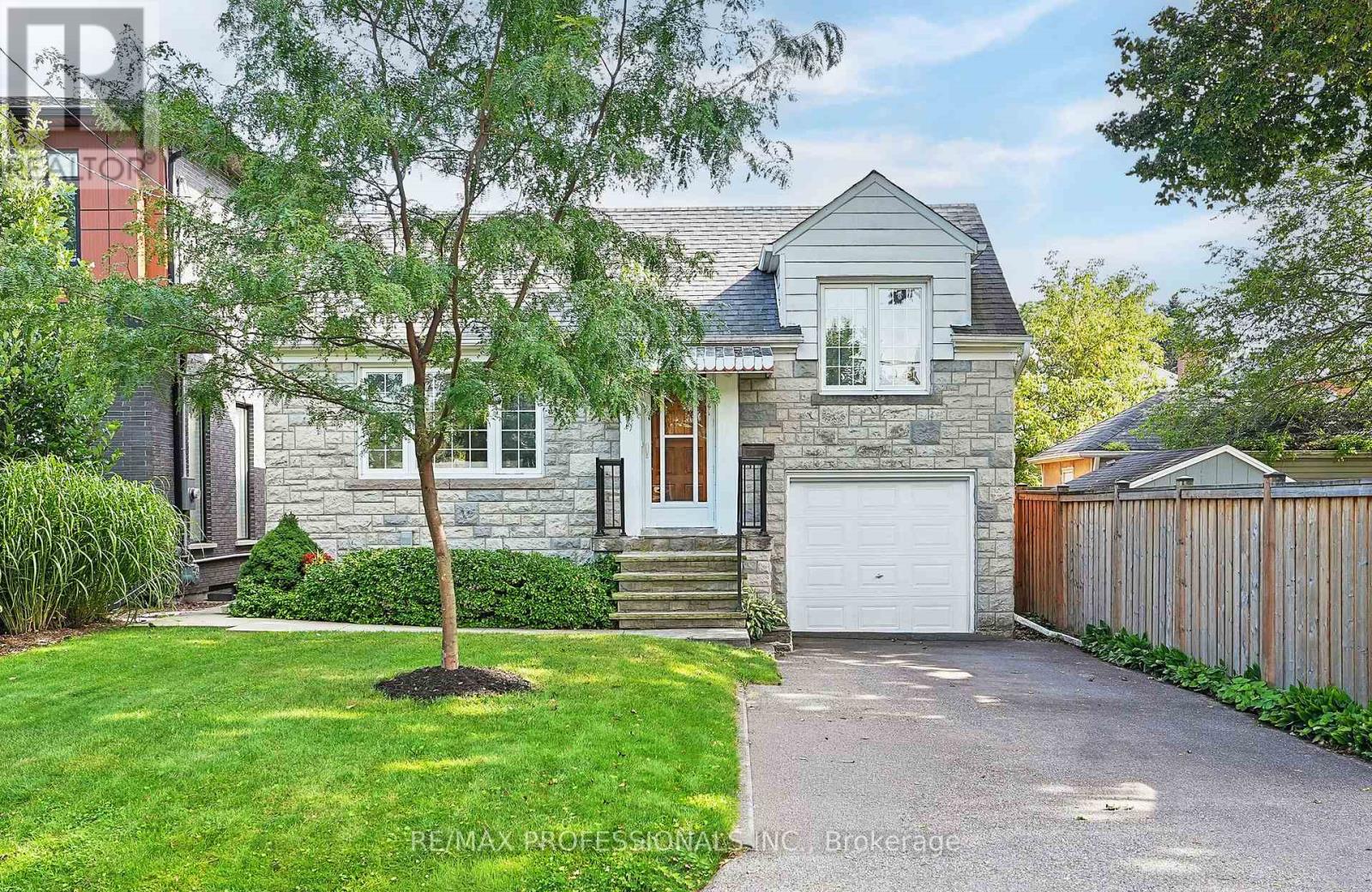 1 Bernice Avenue, Toronto, Ontario  M8Y 1Z5 - Photo 47 - W13714848