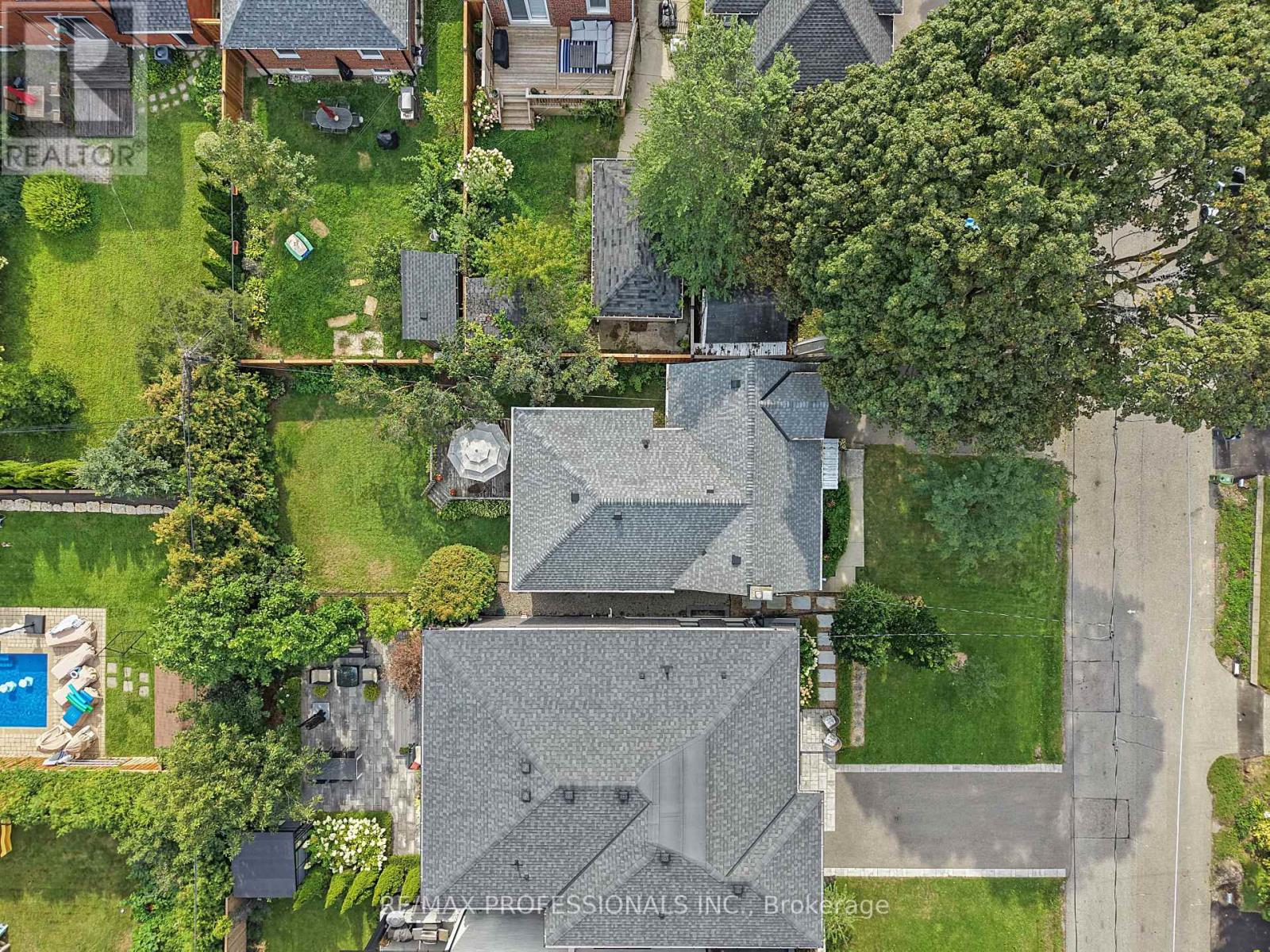 1 Bernice Avenue, Toronto, Ontario  M8Y 1Z5 - Photo 49 - W13714848