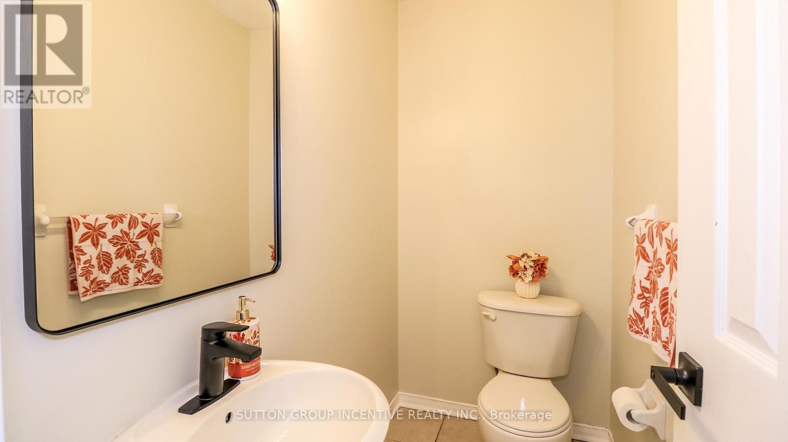 15 Bruce Crescent, Barrie, Ontario  L4N 8T8 - Photo 10 - S13701188