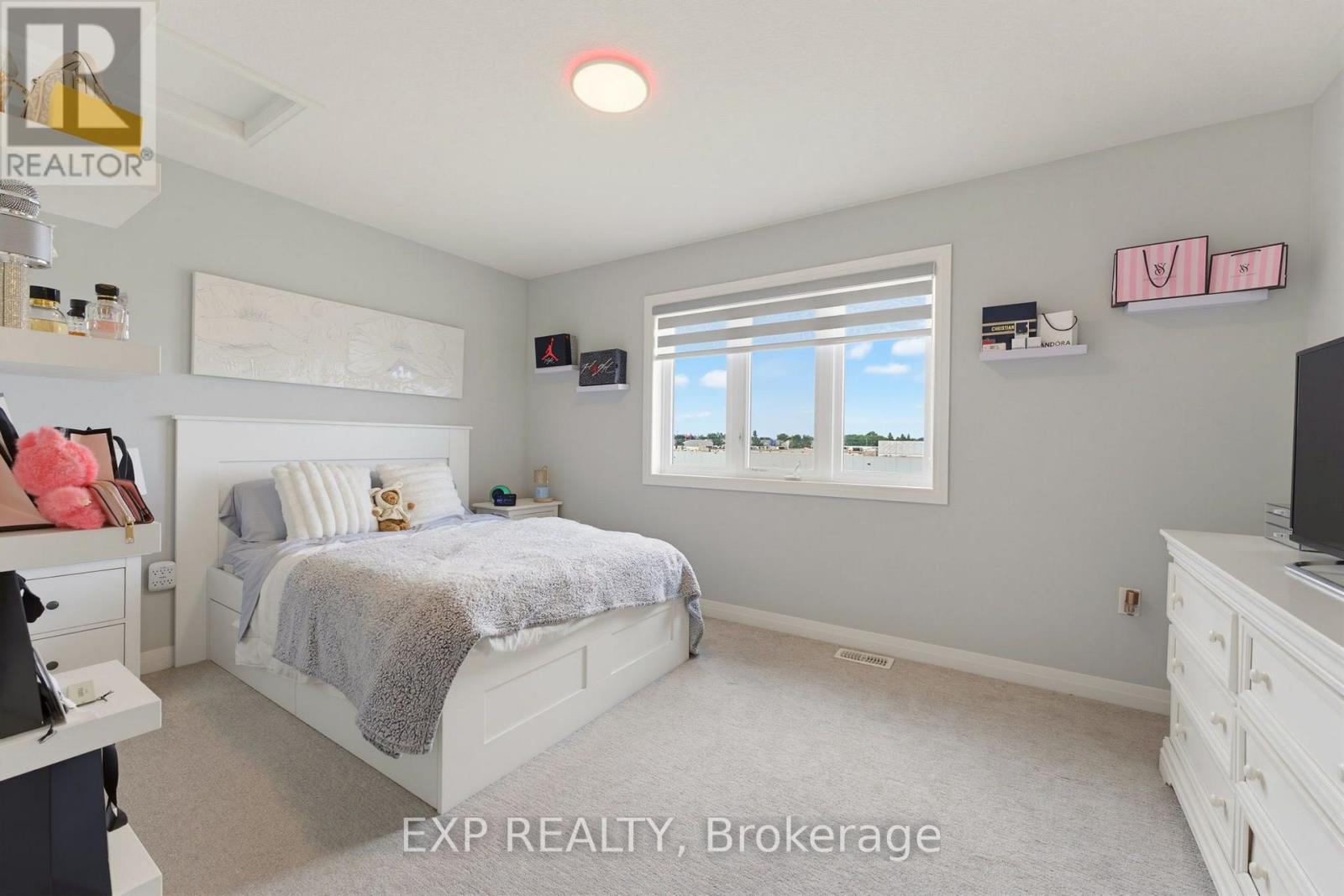 74 Laguna Village Crescent, Hamilton, Ontario  L0R 1P0 - Photo 18 - X13714706