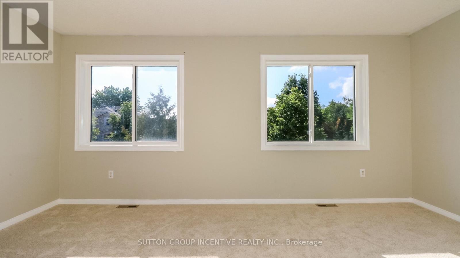 15 Bruce Crescent, Barrie, Ontario  L4N 8T8 - Photo 27 - S13701188
