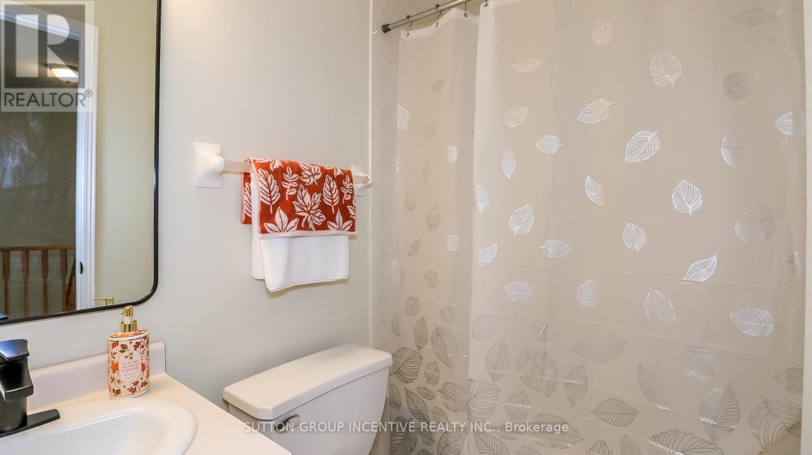 15 Bruce Crescent, Barrie, Ontario  L4N 8T8 - Photo 23 - S13701188