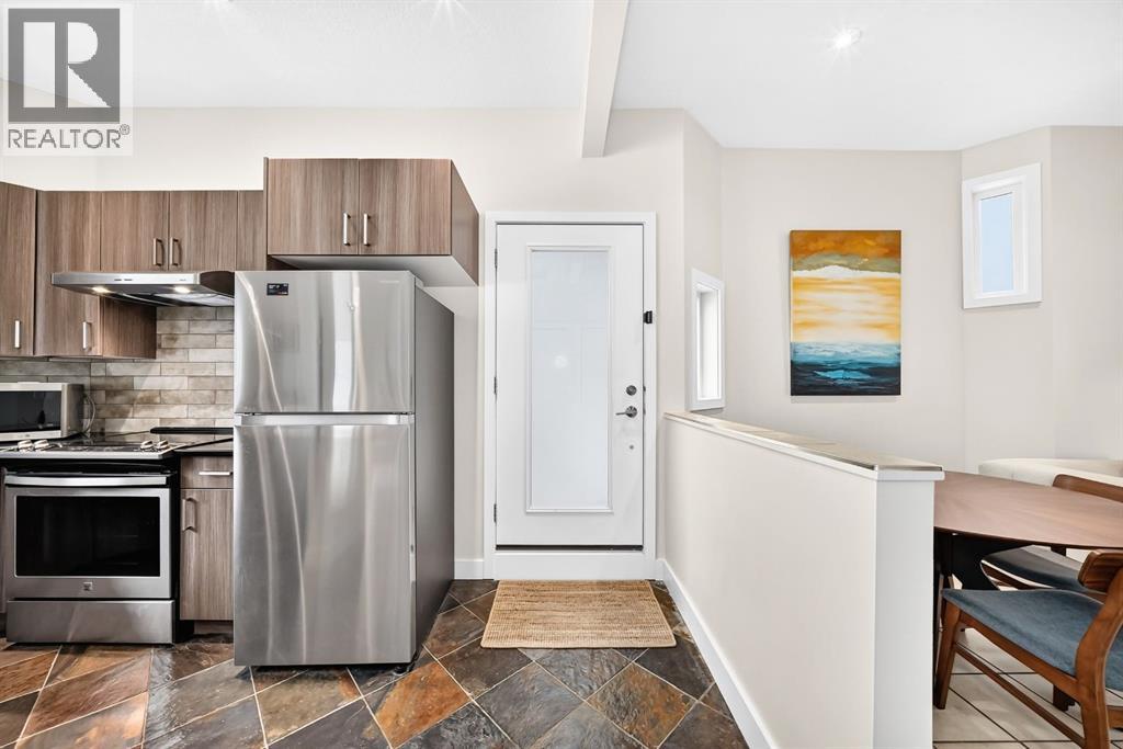 27, 605 15 Avenue SW, Calgary, Alberta  T2R 0R4 - Photo 2 - A2329121