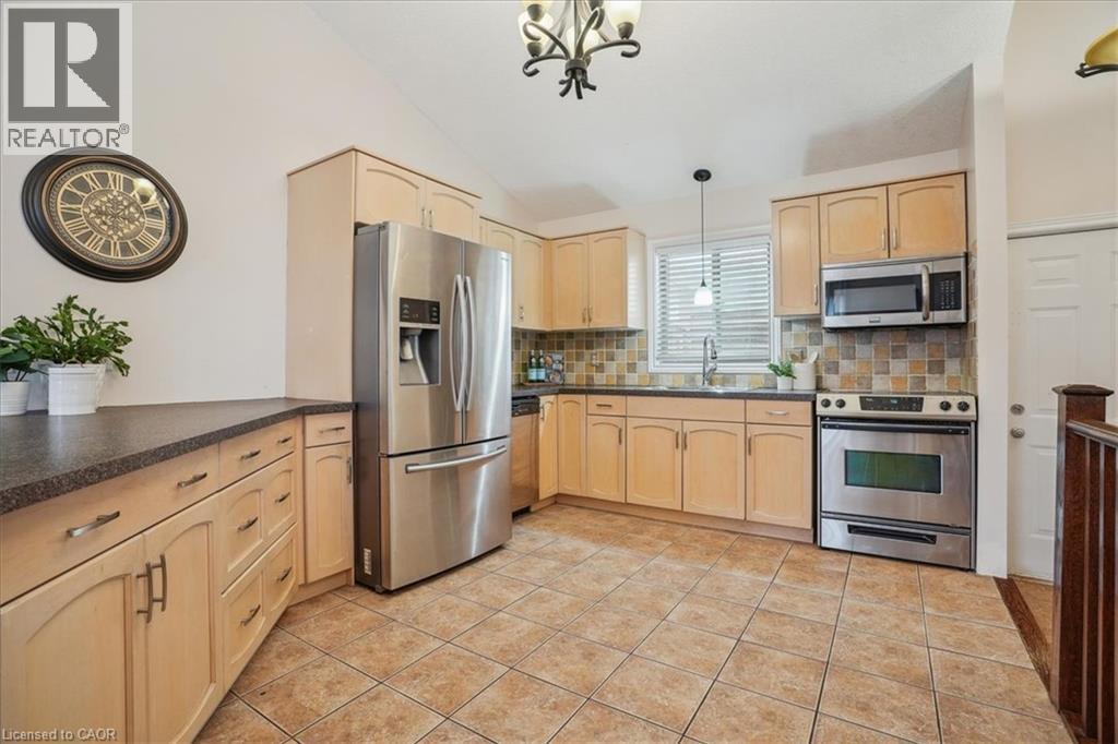 32 Sonoma Lane, Stoney Creek, Ontario  L8E 6B5 - Photo 22 - 40858206
