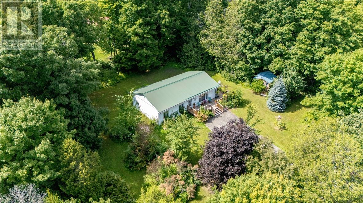 1187 10th Side Road, Tehkummah, Ontario  P0P 2C0 - Photo 2 - 2129962