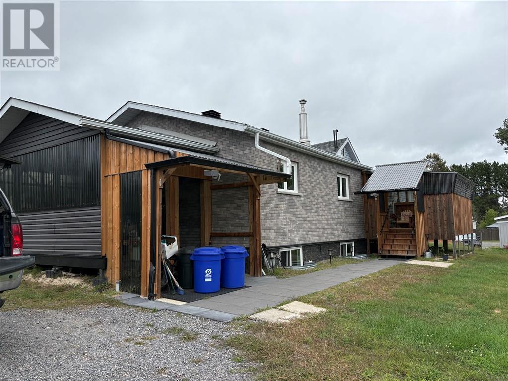 2125 Regional Road 55 Highway, Naughton, Ontario