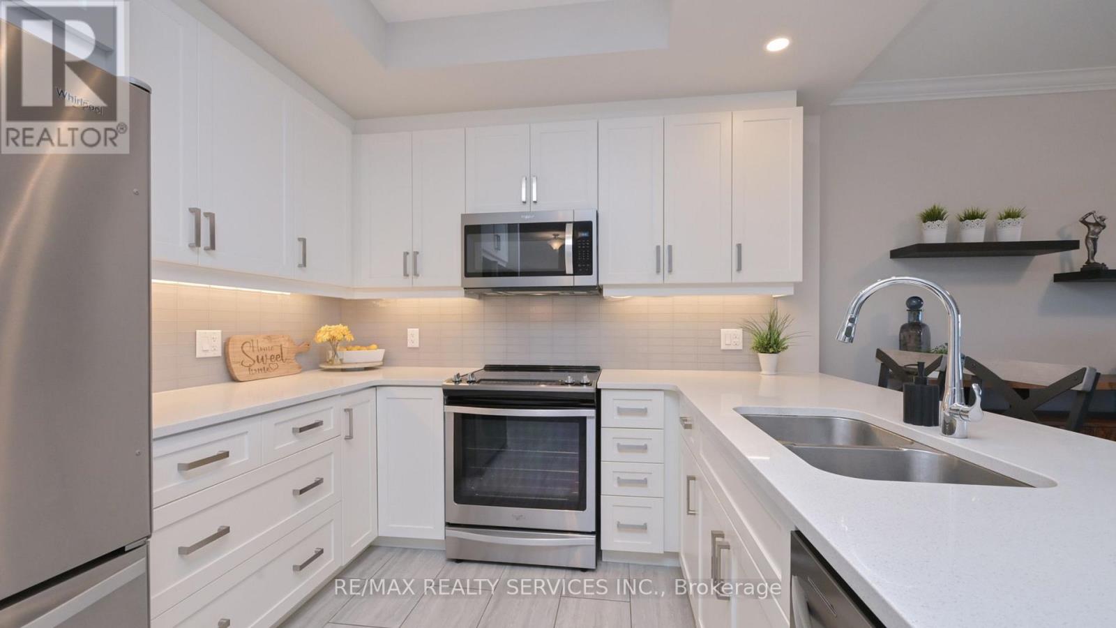 809 - 1878 GORDON STREET, Guelph, Ontario