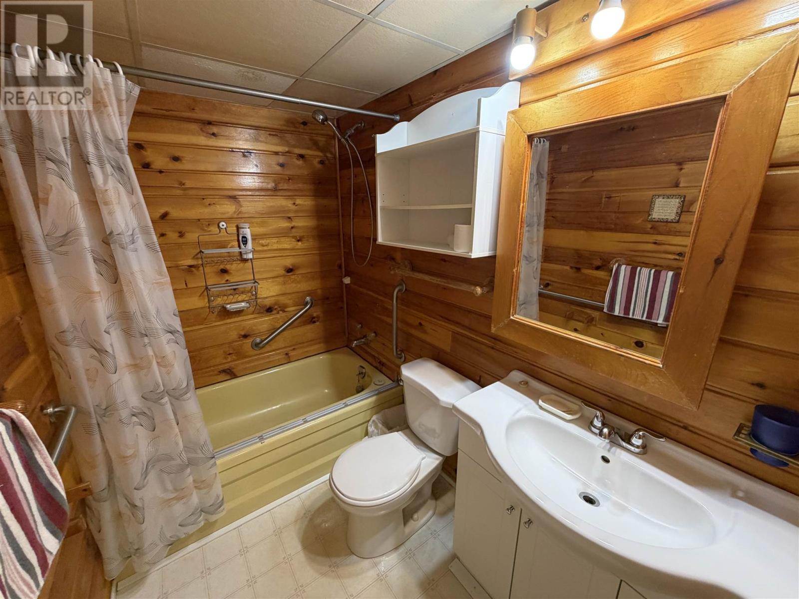 96a Axmith Ave, Elliot Lake, Ontario  P5A 1B8 - Photo 10 - SM262323