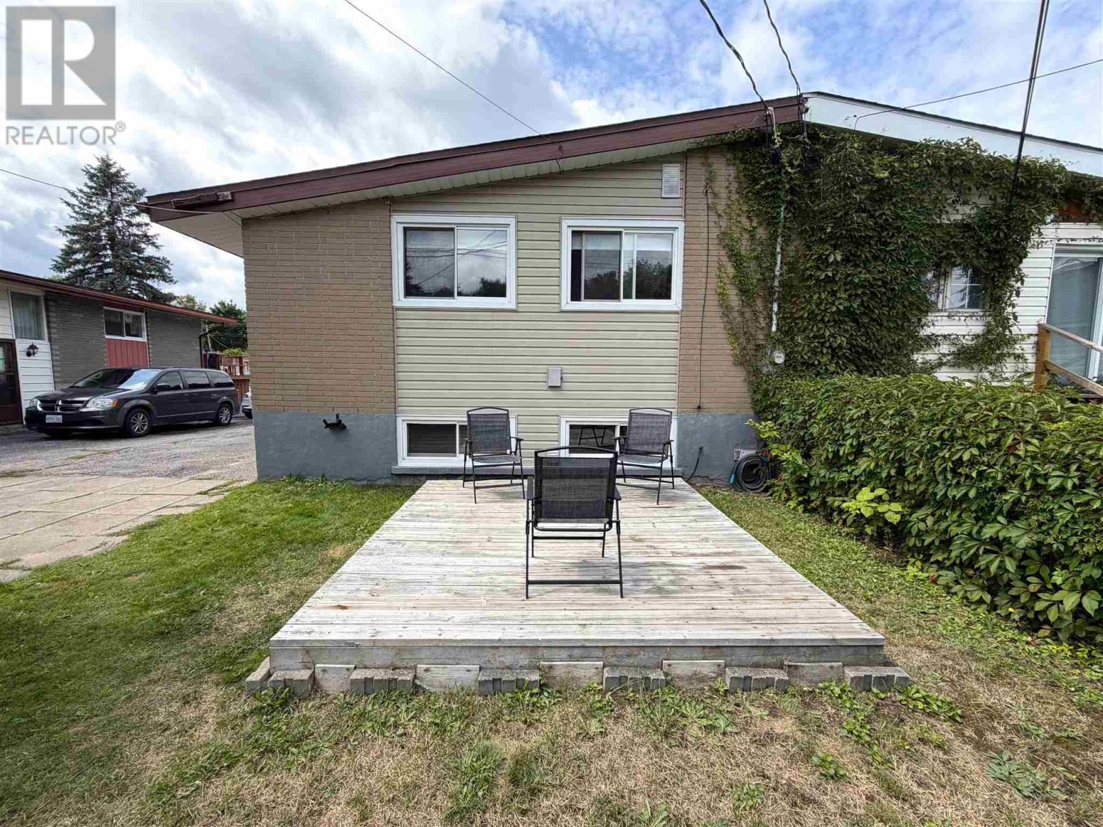 96a Axmith Ave, Elliot Lake, Ontario  P5A 1B8 - Photo 6 - SM262323