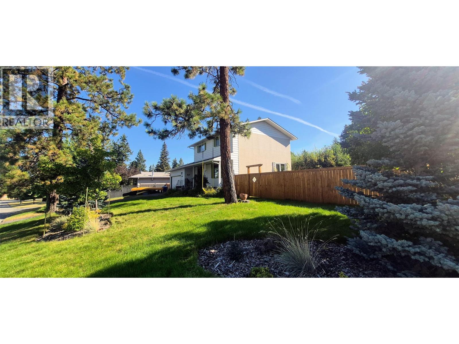 804 27th Avenue S, Cranbrook, British Columbia V1C 4N6 - Photo 2 - 10398848