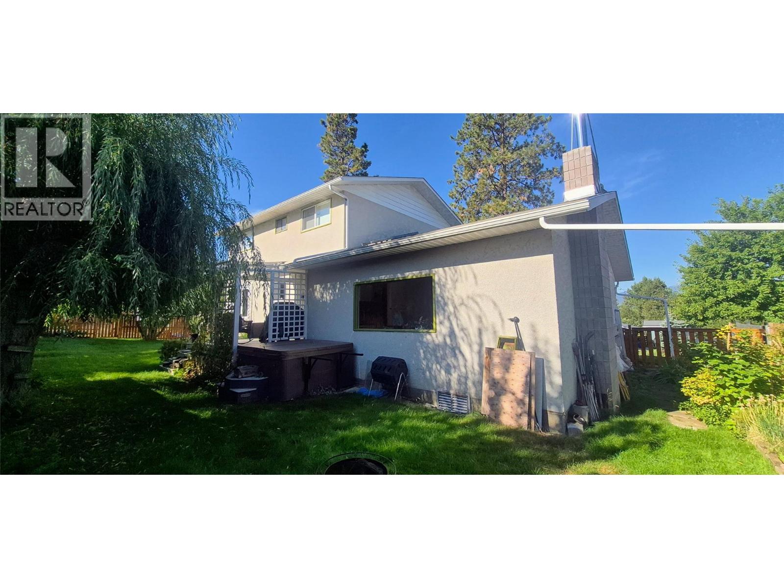 804 27th Avenue S, Cranbrook, British Columbia V1C 4N6 - Photo 33 - 10398848