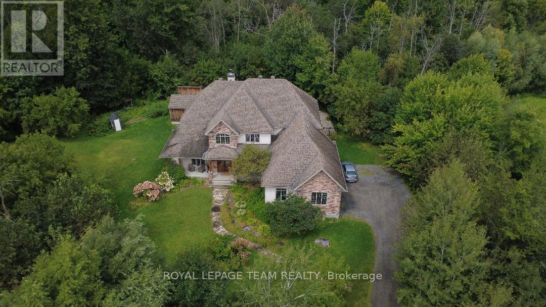1671 Reindeer Way — photo 3