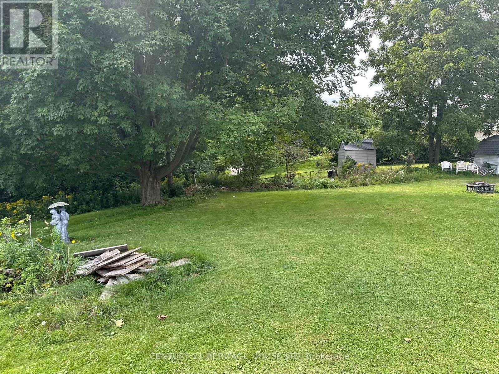 210 William Street N, Central Elgin, Ontario  N5L 1C5 - Photo 2 - X13714924