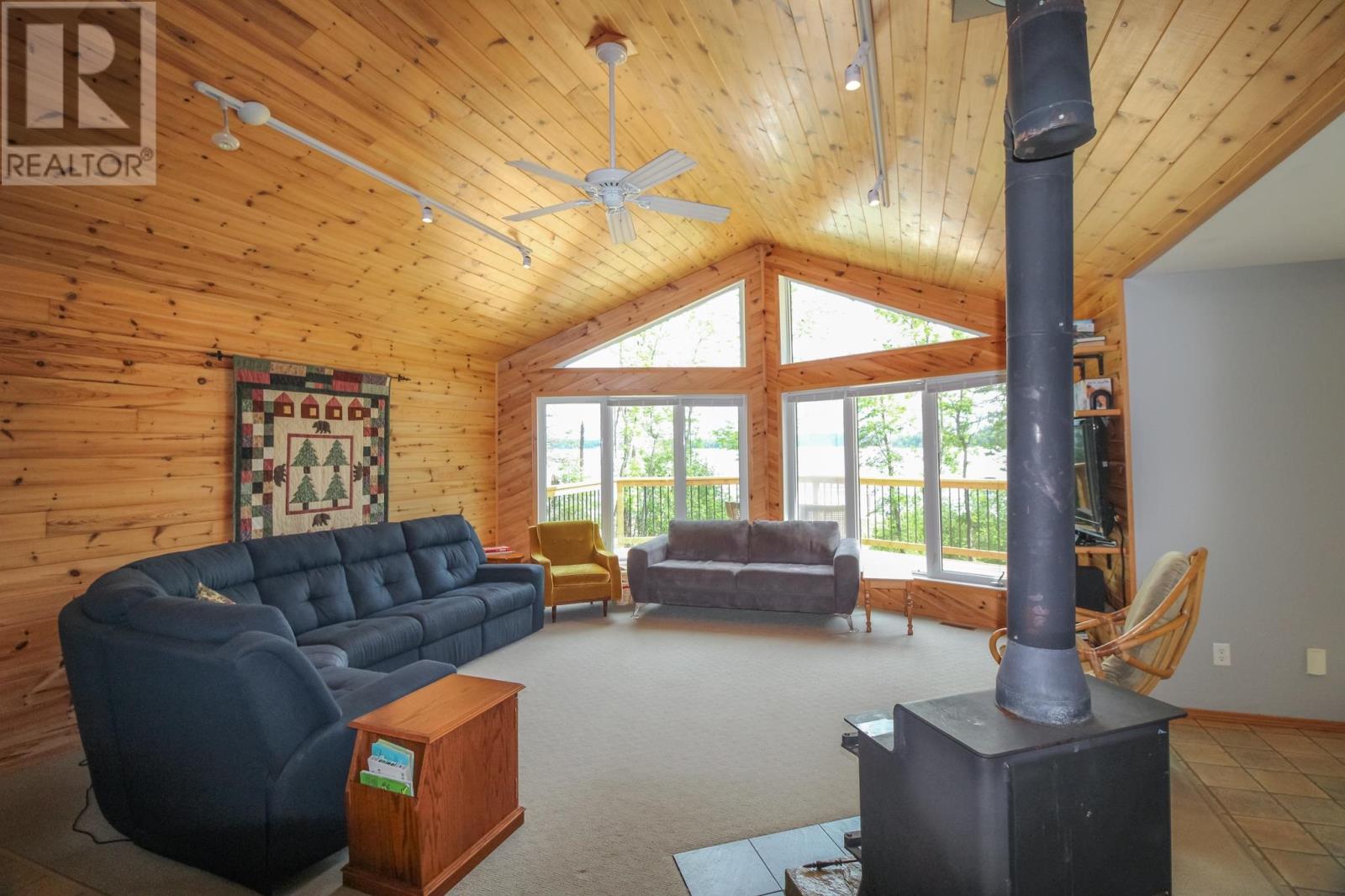 36 Poplar Bay Rd, Kenora, Ontario  P0X 1C0 - Photo 10 - TB2601493