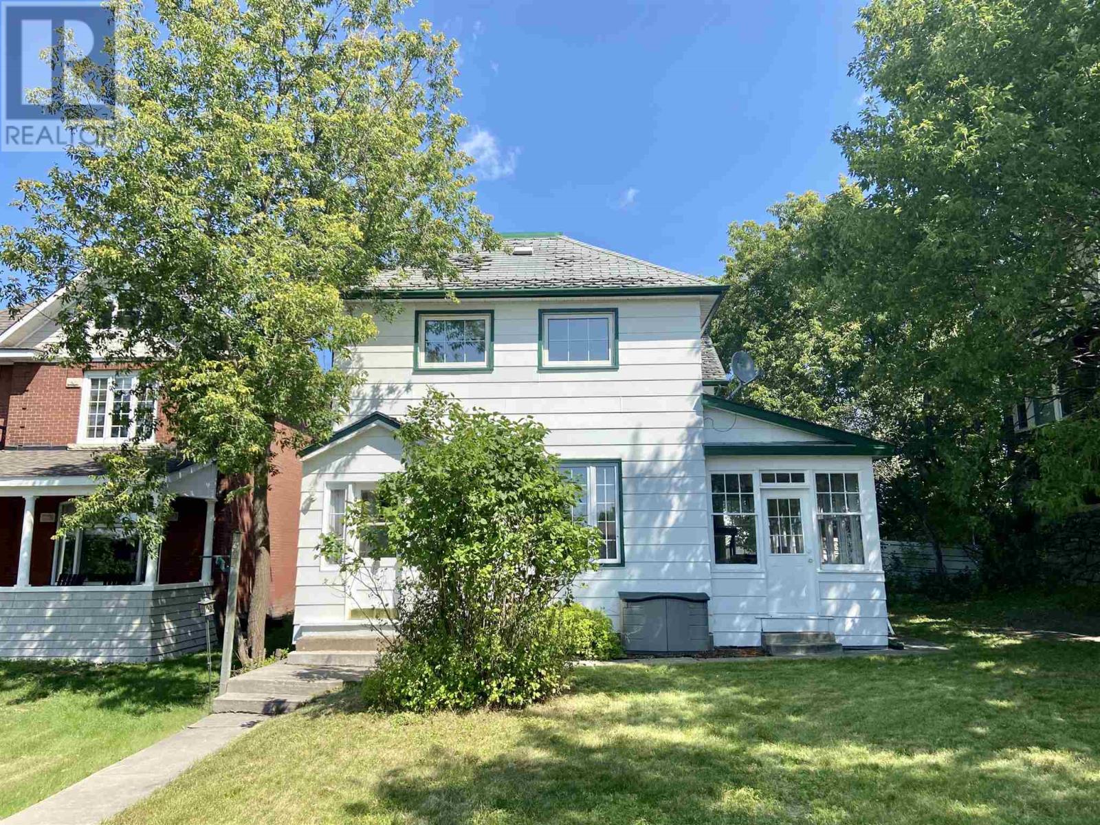 324 Third St S, Kenora, Ontario
