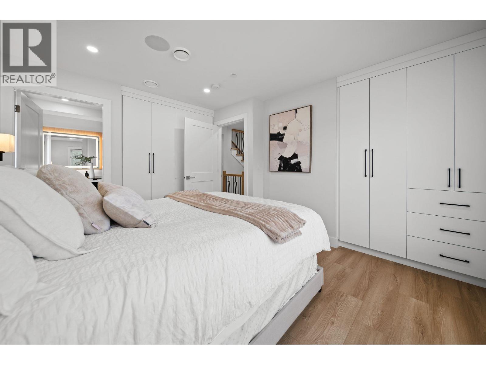 2369 Adanac Street, Vancouver, British Columbia  V5L 2E9 - Photo 16 - R3158823