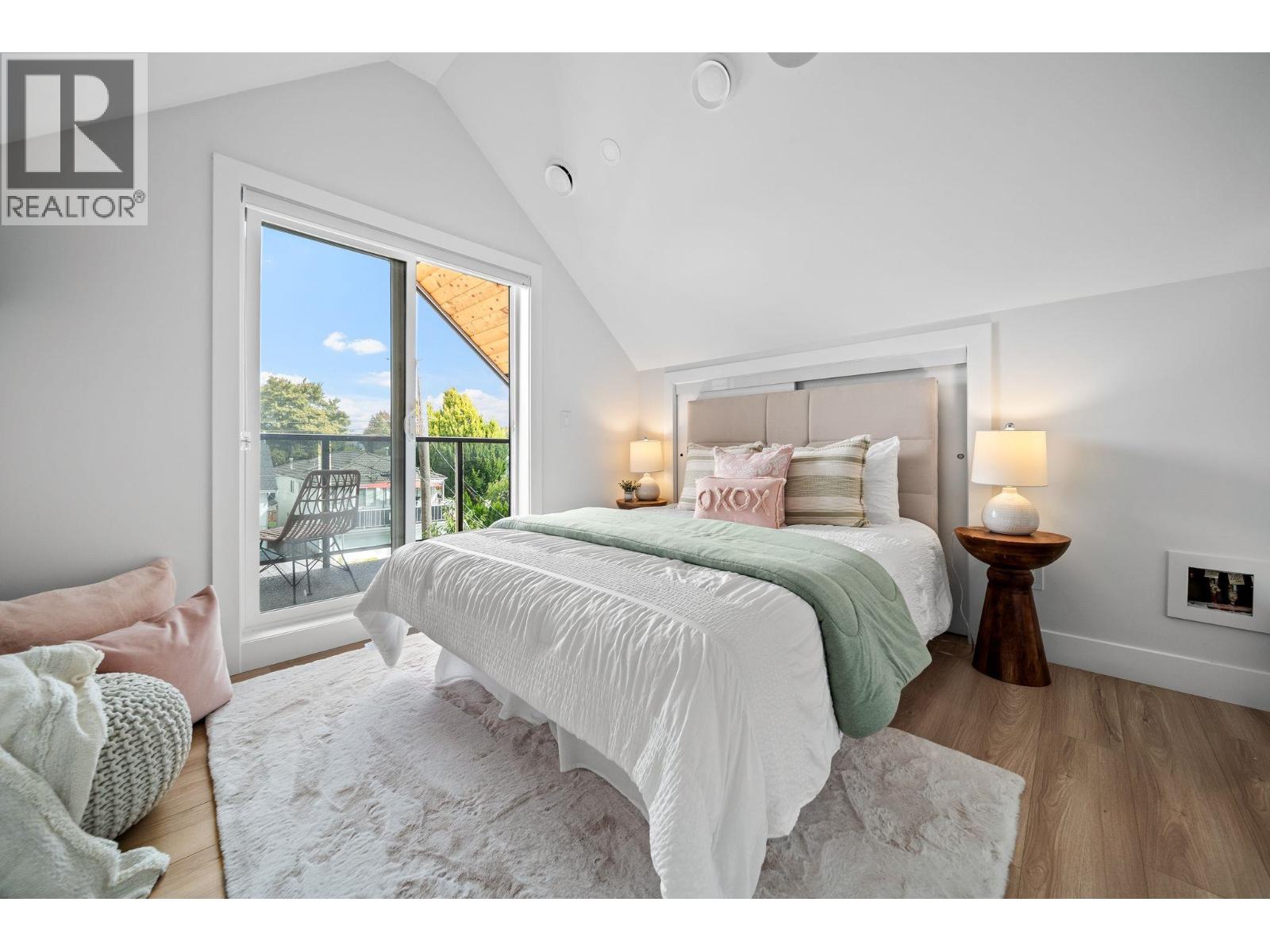 2369 Adanac Street, Vancouver, British Columbia  V5L 2E9 - Photo 24 - R3158823