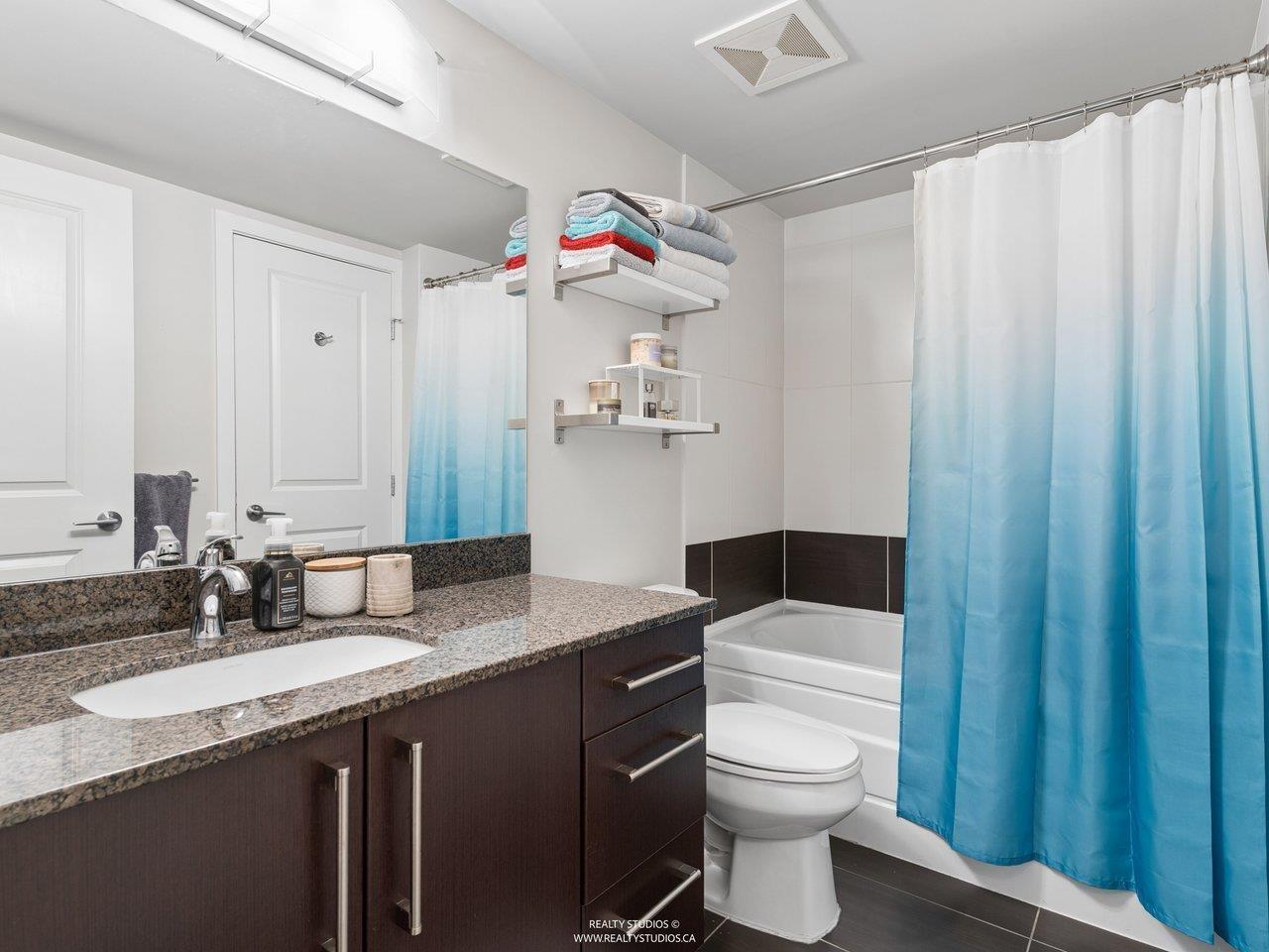 215 15735 Croydon Drive, Surrey, British Columbia V3Z 2L5 - Photo 15 - R3158965