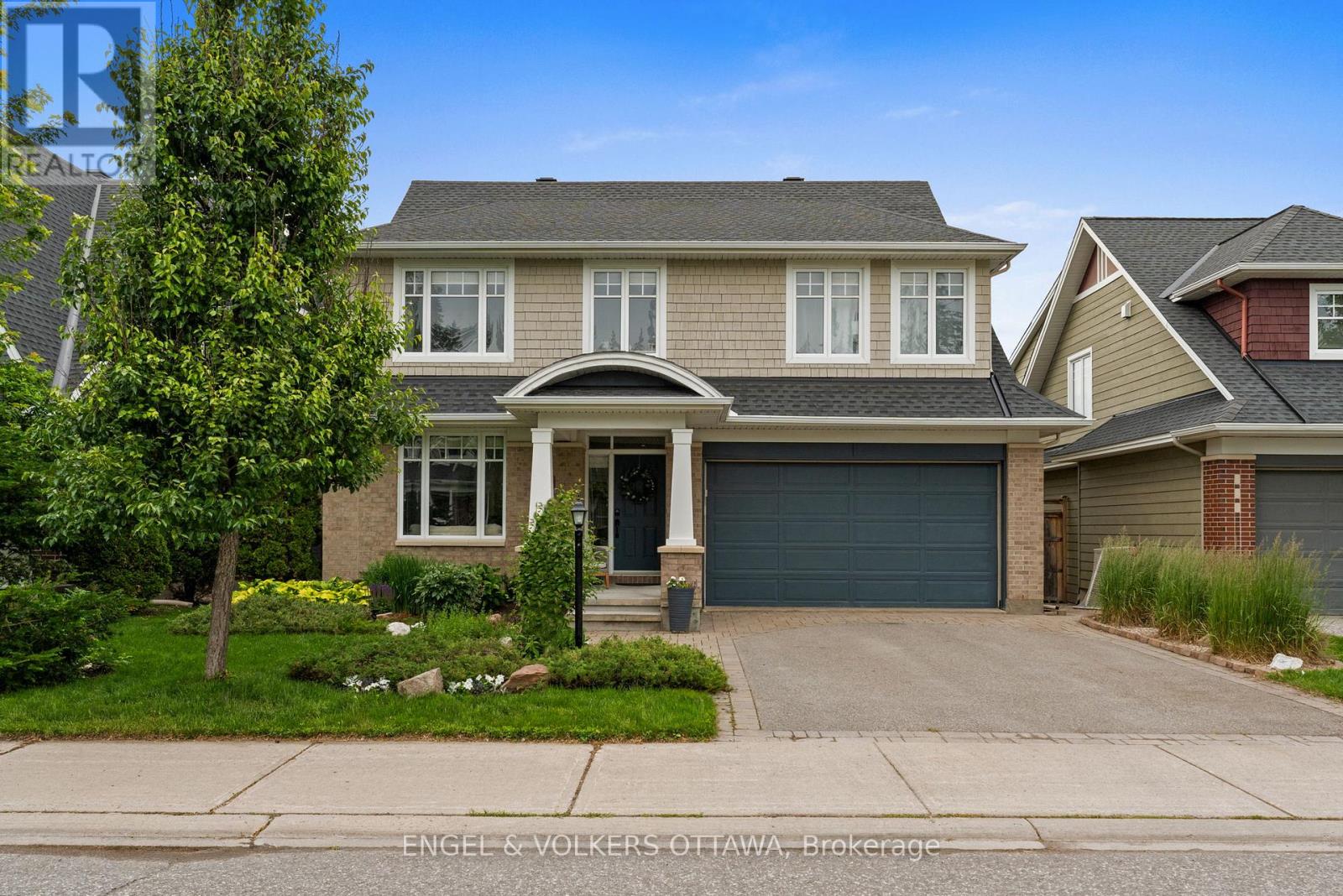 564 ERINWOODS CIRCLE, Ottawa, Ontario