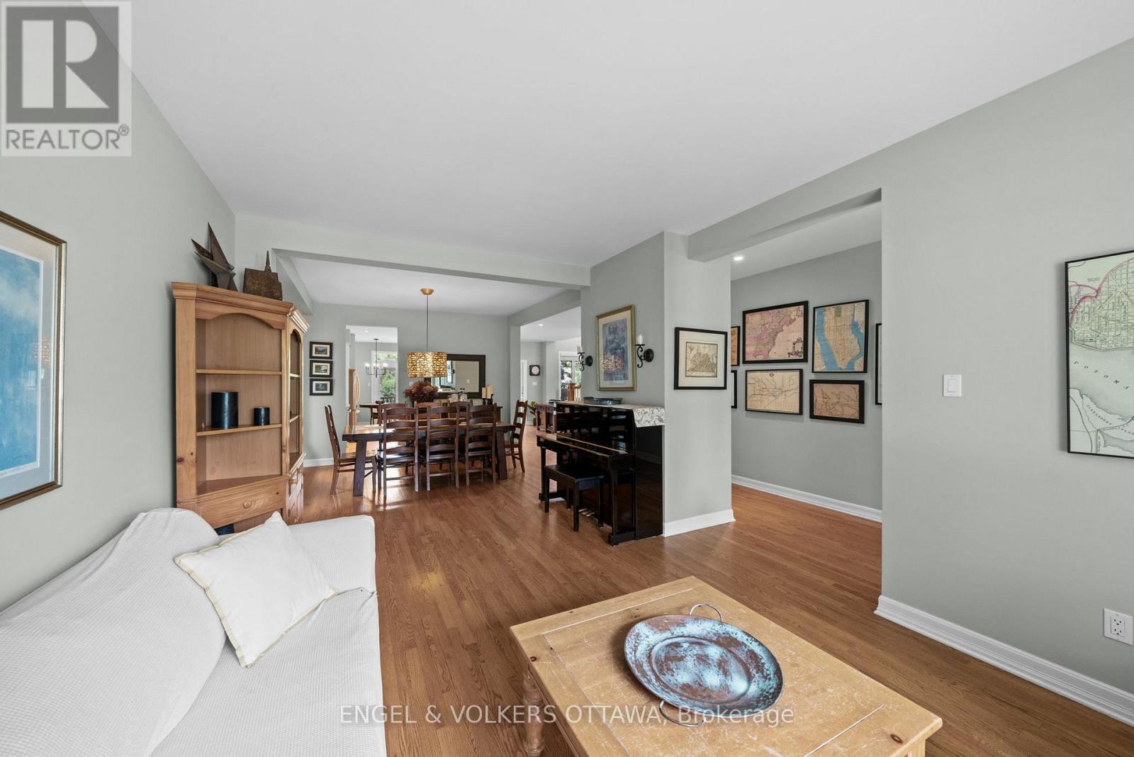 564 Erinwoods Circle, Ottawa, Ontario  K2J 5M8 - Photo 6 - X13715024