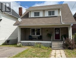 172 FOURTH AVENUE E, North Bay, Ontario