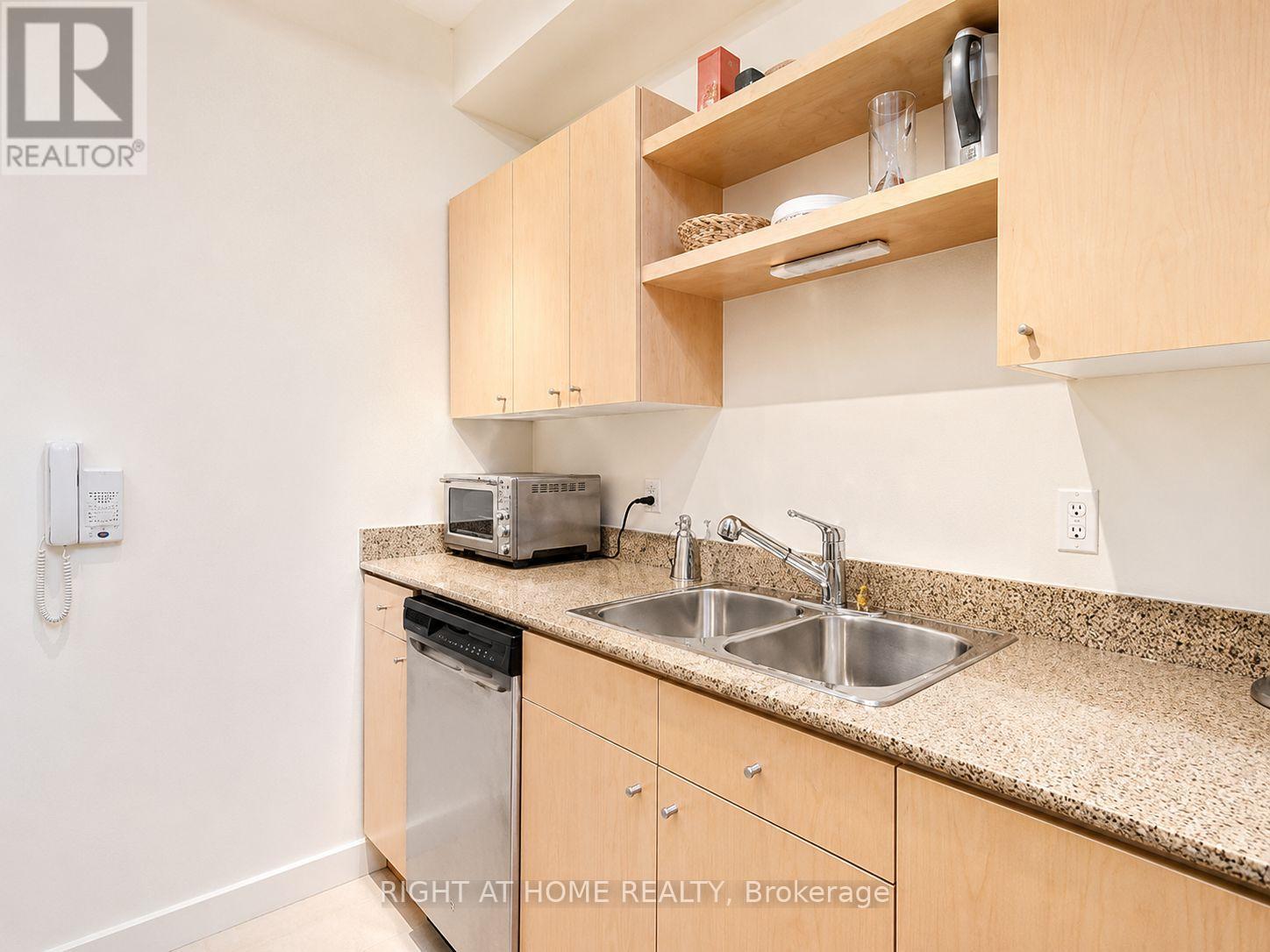 3602 - 361 Front Street W, Toronto, Ontario  M5V 3R5 - Photo 17 - C13714962