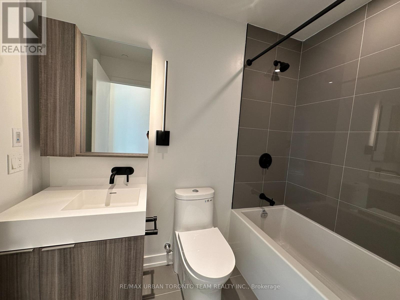 3402 - 117 Broadway Avenue, Toronto, Ontario  M4P 1V3 - Photo 12 - C13715002