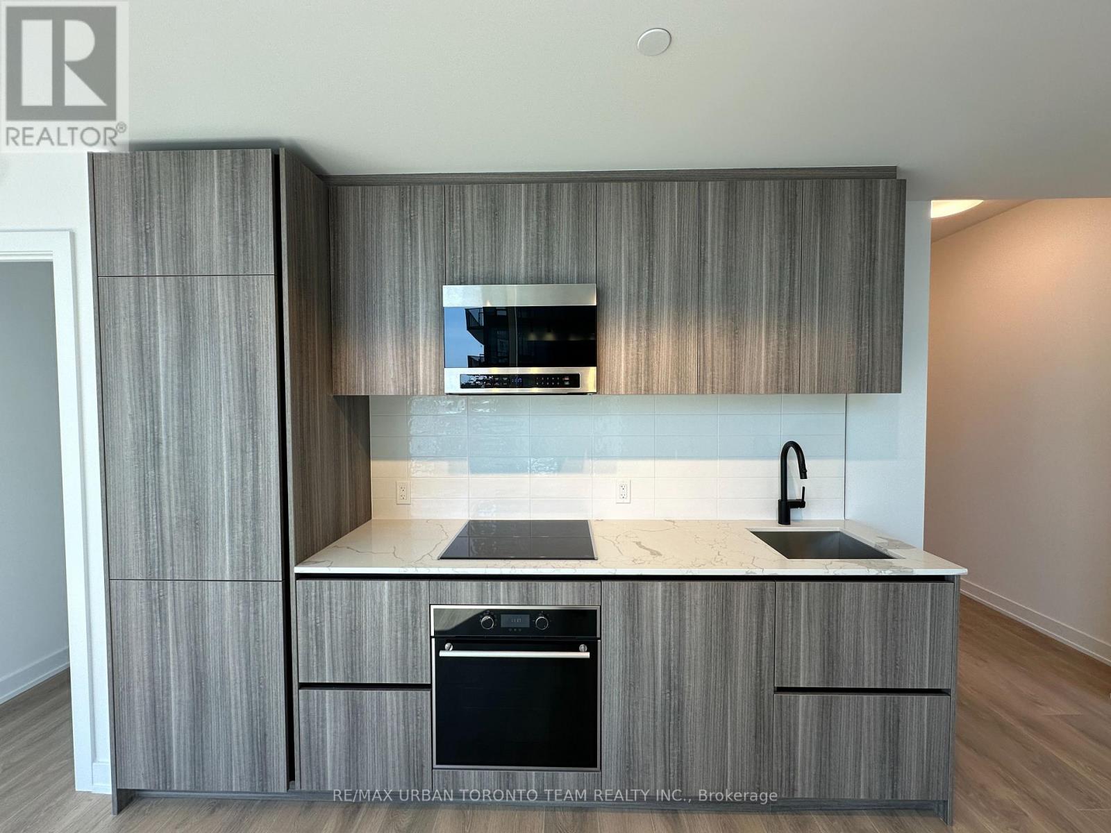 3402 - 117 Broadway Avenue, Toronto, Ontario  M4P 1V3 - Photo 3 - C13715002