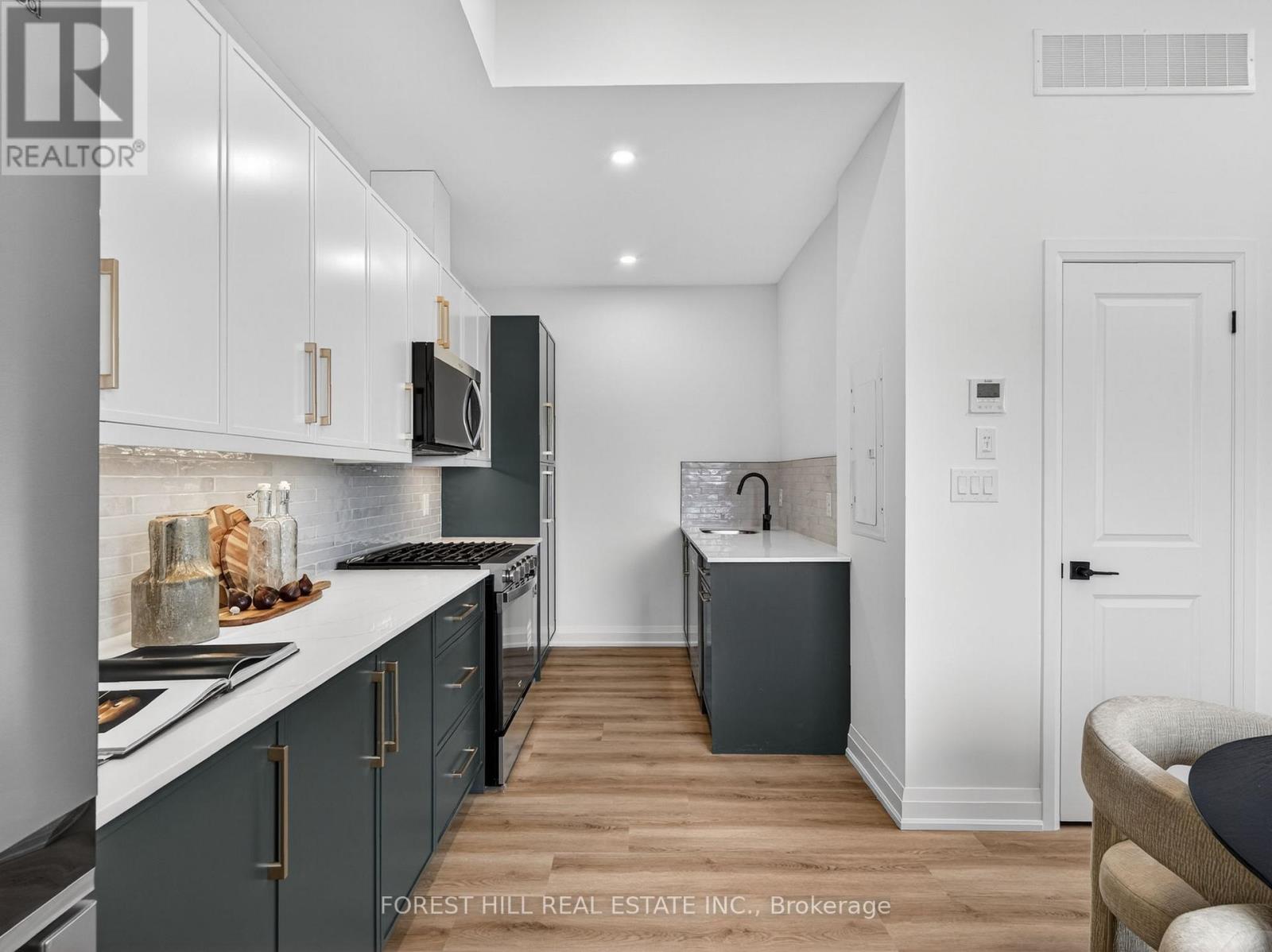 D - 5 Hopperton Drive, Toronto, Ontario  M2L 2S5 - Photo 11 - C13715026