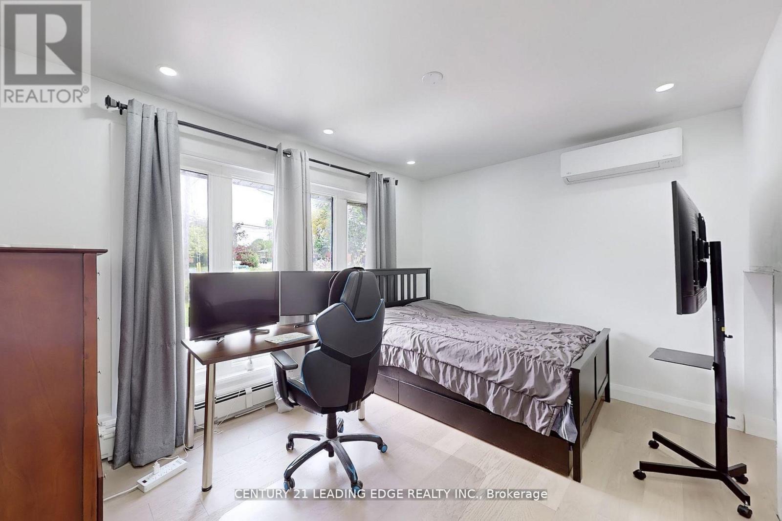 20 Bypass Court, Toronto, Ontario  M1T 1L1 - Photo 10 - E13714938