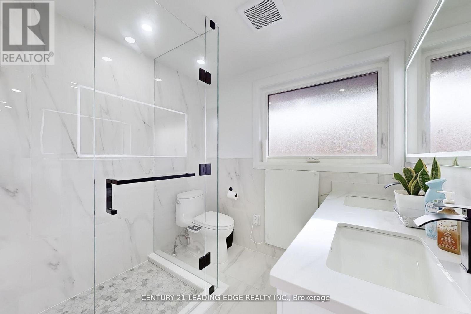 20 Bypass Court, Toronto, Ontario  M1T 1L1 - Photo 15 - E13714938