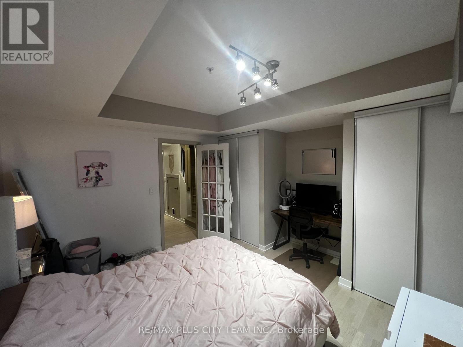 34 - 140 Broadview Avenue, Toronto, Ontario  M4M 2G2 - Photo 10 - E13715022