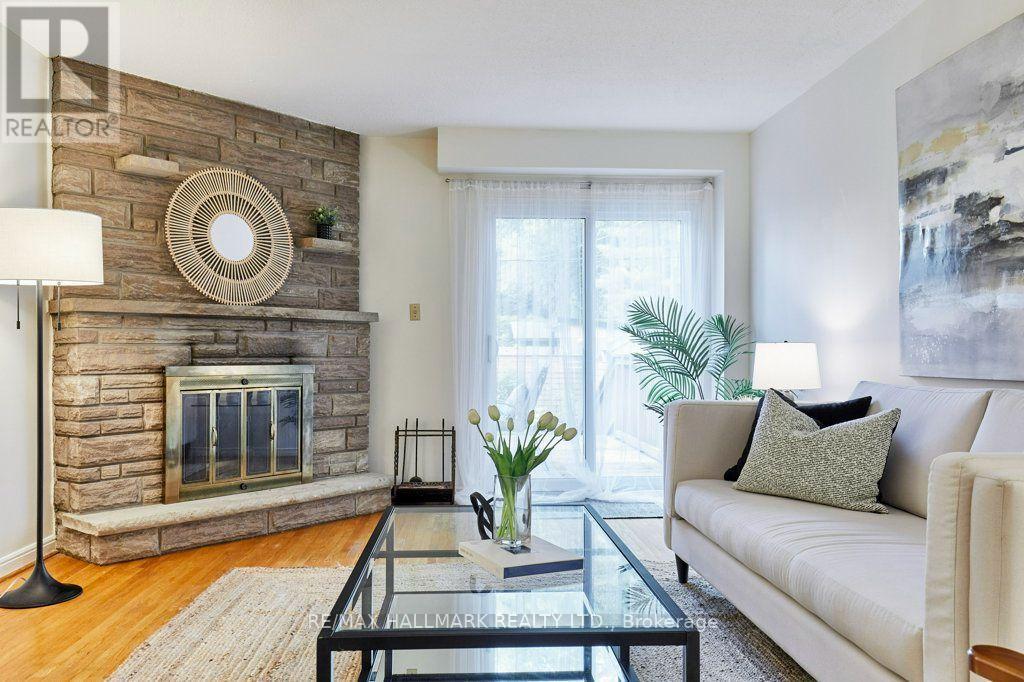 20 Pine Avenue, Toronto, Ontario  M4E 1L8 - Photo 10 - E13715030