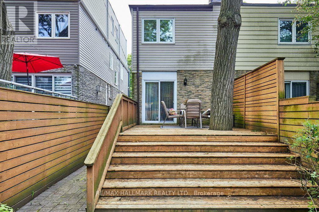 20 Pine Avenue, Toronto, Ontario  M4E 1L8 - Photo 19 - E13715030