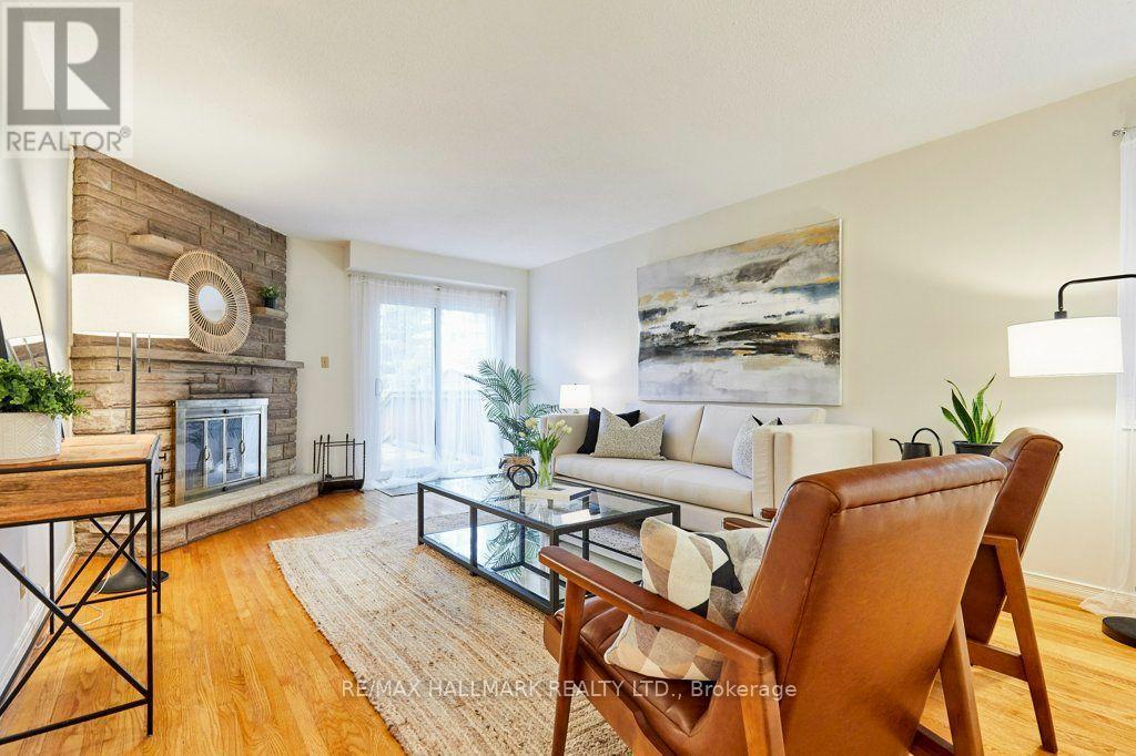 20 Pine Avenue, Toronto, Ontario  M4E 1L8 - Photo 9 - E13715030