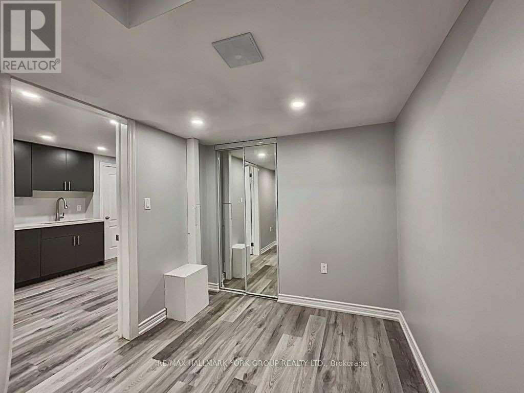 Lower - 130 Orr Drive, Bradford West Gwillimbury, Ontario  L3Z 0S2 - Photo 2 - N13714946